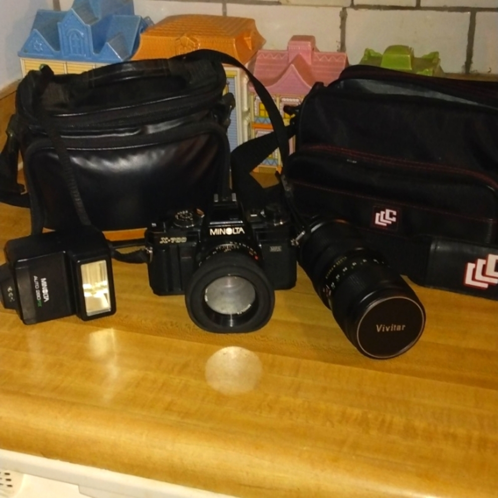 Vintage Camera Minolta x/700
